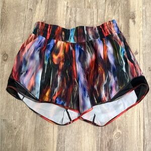 Lululemon Hotty Hot Short High-Rise 4" Chroma Fusion Multi Black size‎ 4
